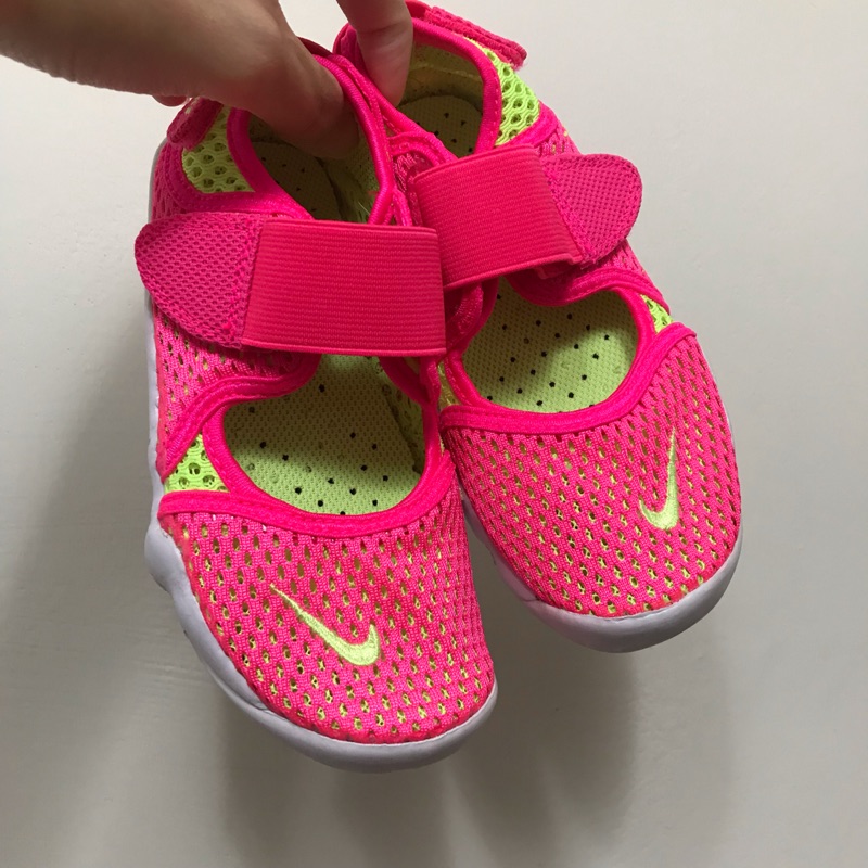 (現QuanYu Chen下標）NIKE 忍者鞋 桃紅 網布 透氣 18cm/12C 女童 女大童