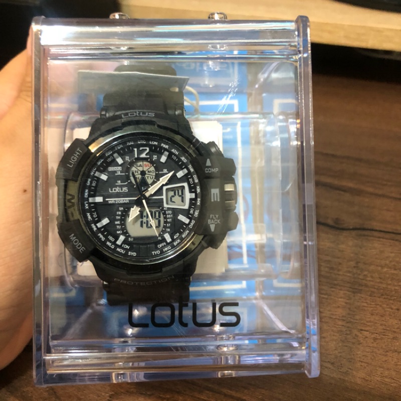 Lotus電子錶～～便宜出售！
