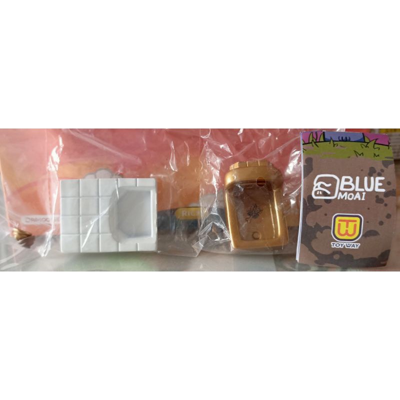 代理版 路遙圓創 BLUE 摩艾3 單售：黃金小便斗 （ 黃金馬桶 青鬼 赤鬼 泳圈 土堆 扭蛋 轉蛋
