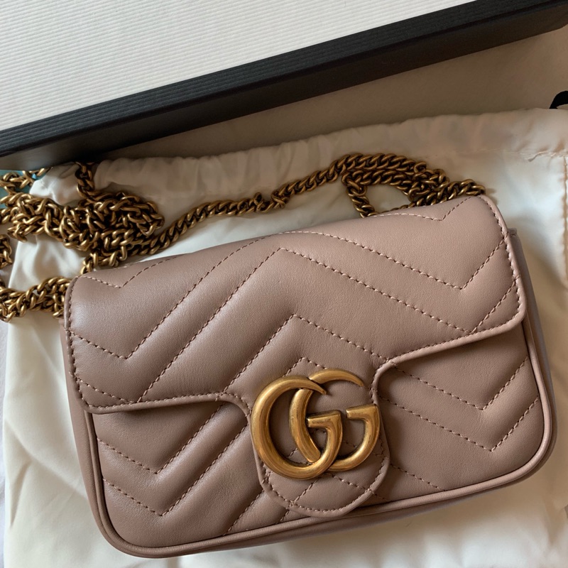 【y***17**限定下標】Gucci GG Marmont Matelasse Super Mini Bag
