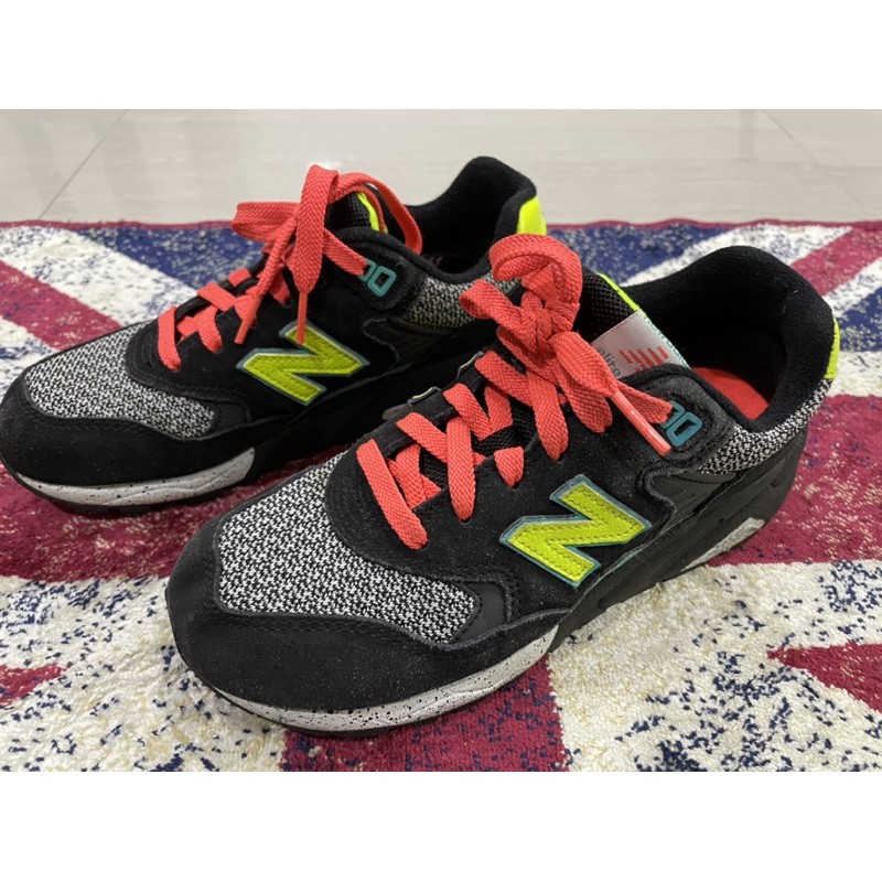 New Balance   WRT580