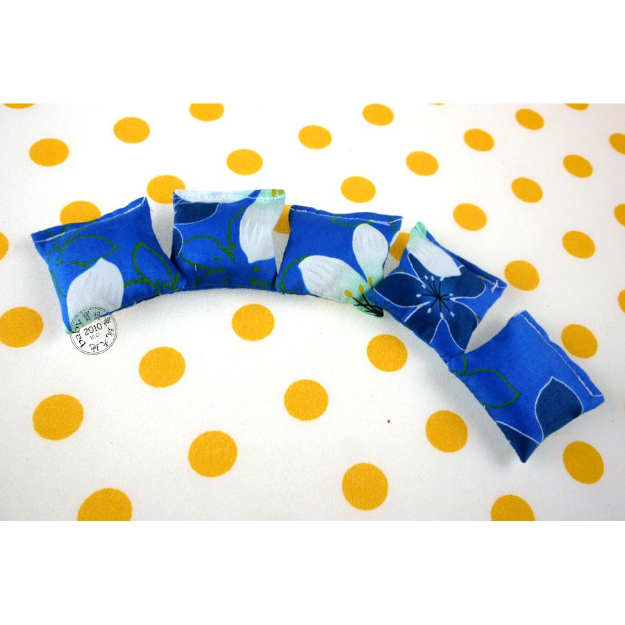 【寶貝童玩天地】【HO88-9】童玩沙包 客家花布沙包 台灣製 1組(5個小沙包) 單色款 - 藍色 方形