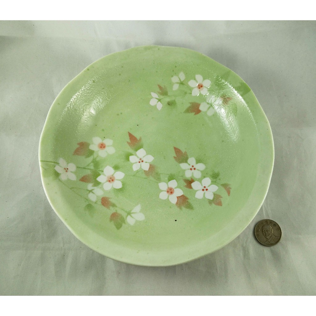 白花陶 盤子 圓盤 菜盤 餐盤 水果盤 餐具 日本製 陶瓷 瓷器 食器 可用 微波爐 電鍋