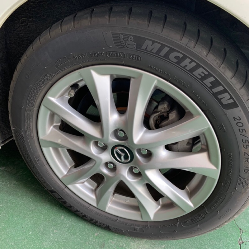 Mazda3 16吋輪框+米其林PS4 輪胎