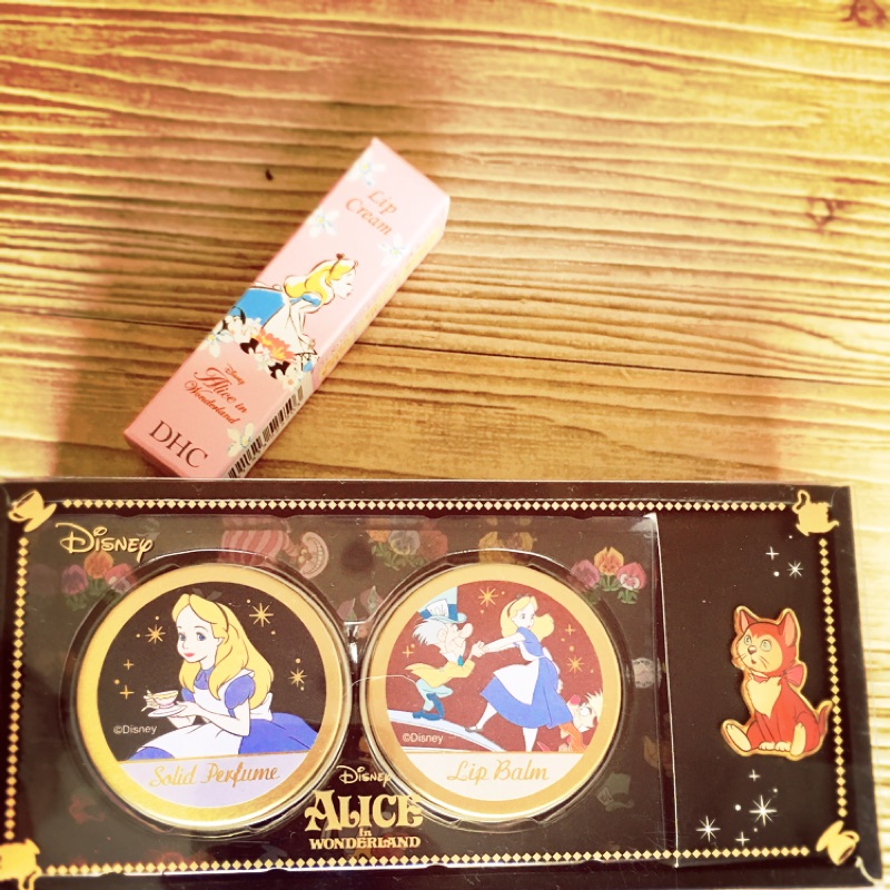 迪士尼愛麗絲夢遊仙境泡泡香味香膏&amp;保濕護唇膏徽章3入組盒裝禮盒 DHC護唇膏