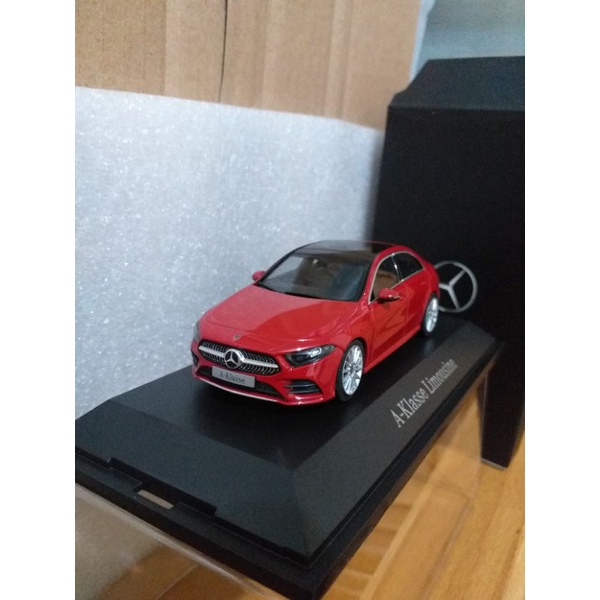 原廠 HERPA代工 1/43 賓士 Mercedes Benz A-Class V177 紅色 模型車