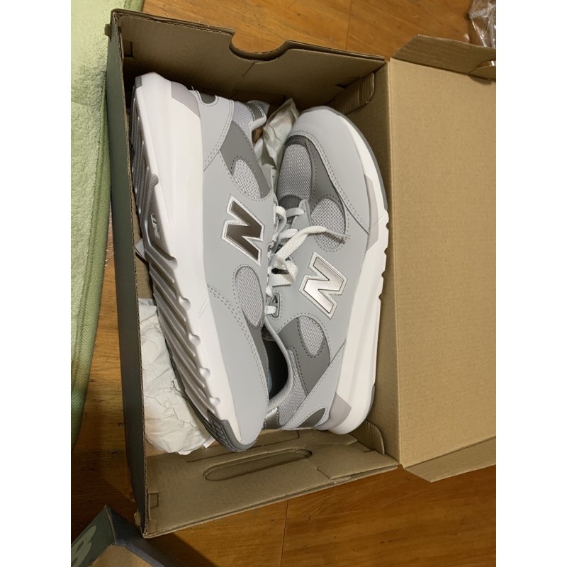 NEW BALANCE（ニューバランス）｜スリッポン（グレー系）一覧 - WEAR