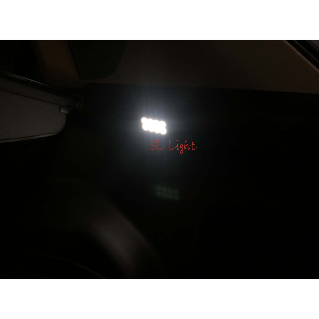 SL光電精品~TOYOTA 五代RAV4 PREVIA SIENNA 車美式 LED後車廂室內燈 專用插頭 直上