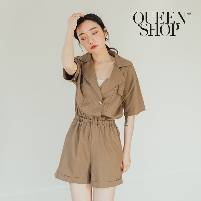 QUEENSHOP 造型假口袋縮腰連身短褲 三色售 S/M 【04050623】【5折售完不補】