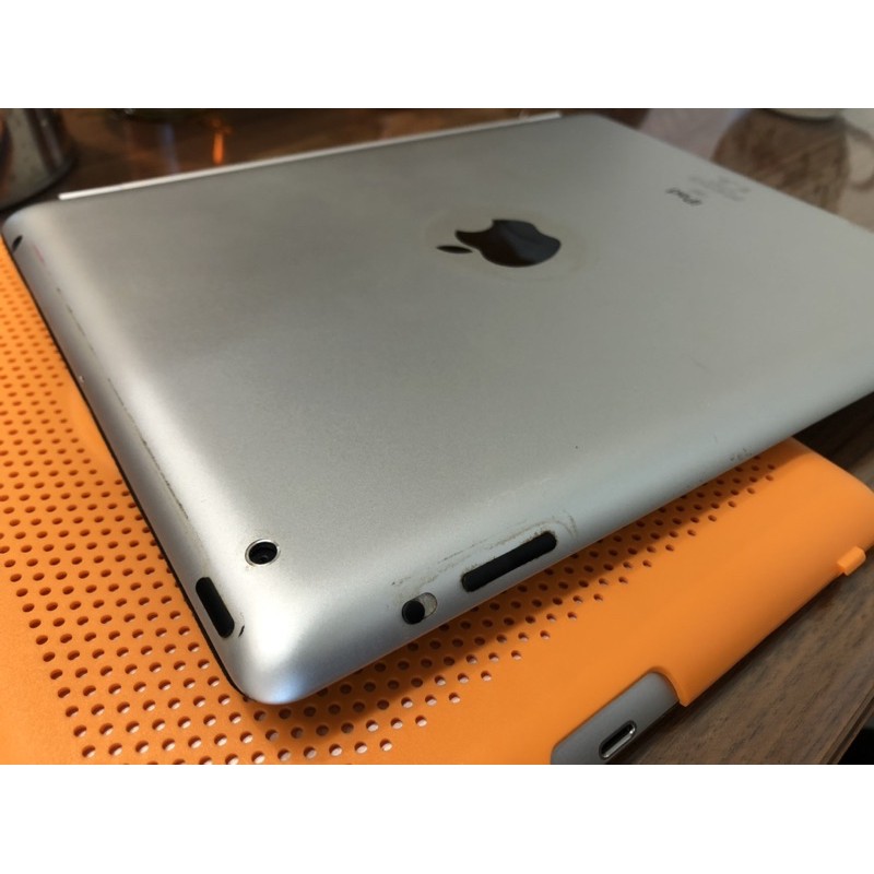 Apple iPad4代機 16GB銀色 A1460.贈送全新無線藍芽喇叭一只