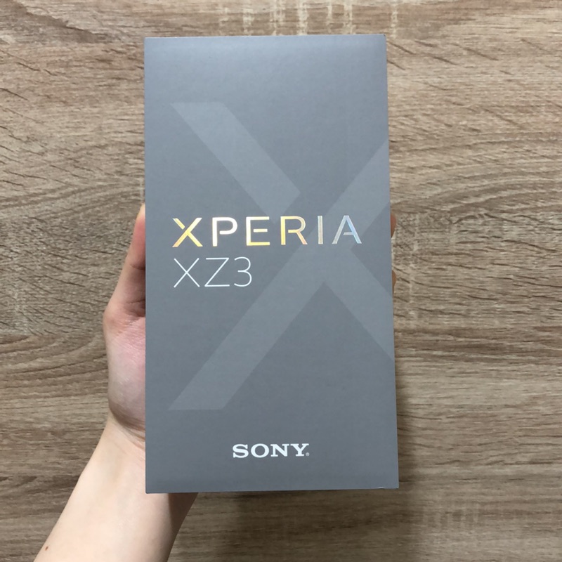 （售手機）最後優惠！SONY Xperia XZ3 6吋雙卡防水手機/黑（使用不到一週）