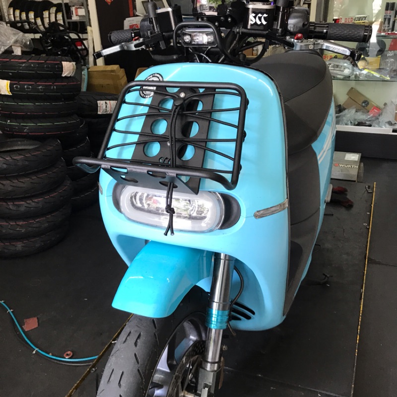 Gogoro 2 SCC前貨架