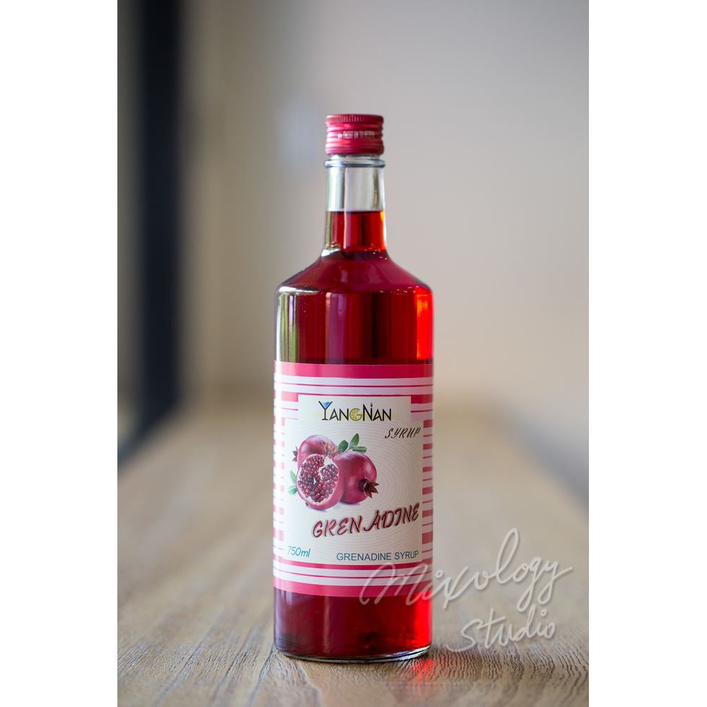 ［特價中］（YN-02）紅石榴糖漿（750 c.c.)-調製粉紅色澤與各式經典調酒必備品項！