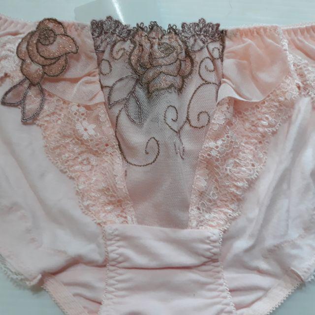 莎露 M號內褲 蝦皮購物