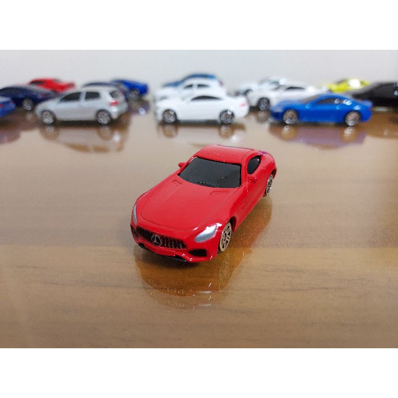 宅米吉 全新現貨~1:64~賓士BENZ AMG GT S 紅色 黑窗 合金 模型車 玩具 小汽車 兒童 禮物 收藏