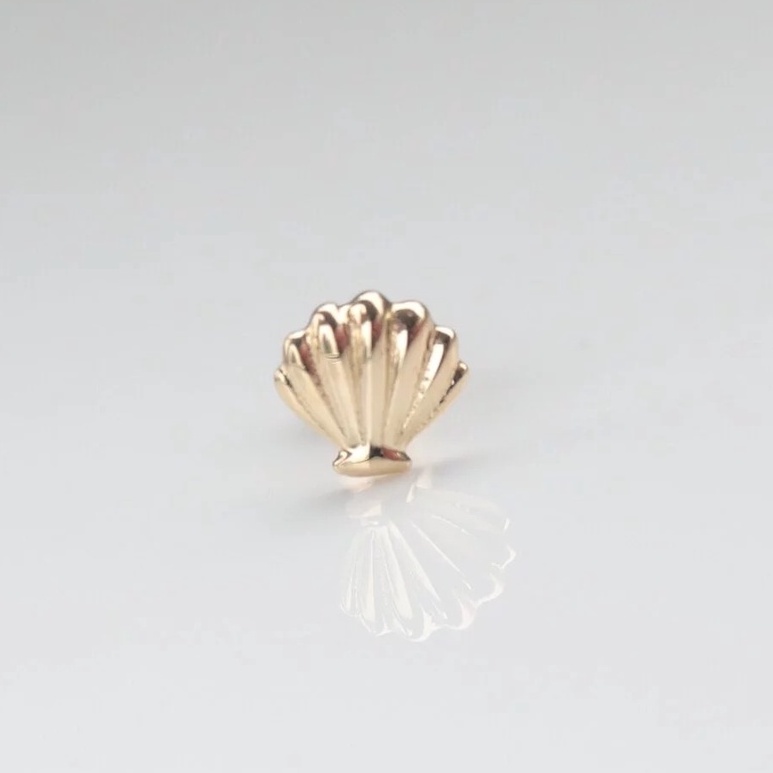 14K Gold Shell Piercing 金貝殼鎖珠耳環 (單個)