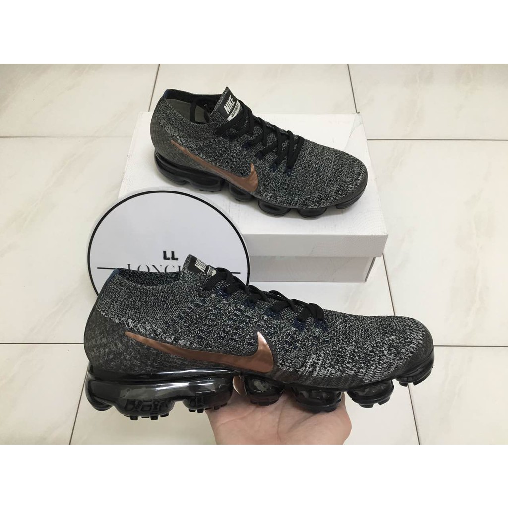vapormax dark explorer