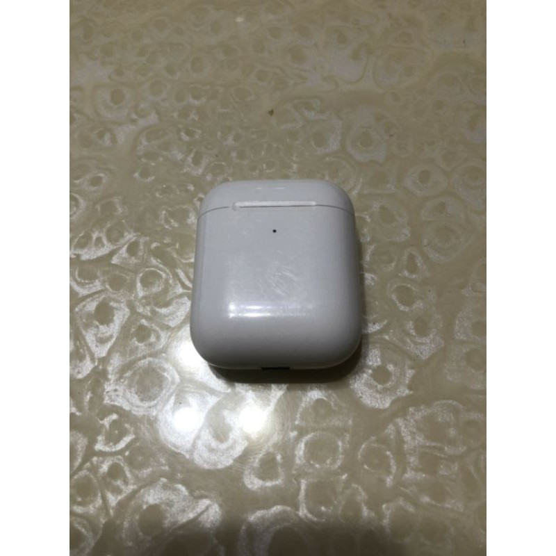 【近全新 誠可議】蘋果 airpods 外殼 藍牙無線耳機 無線充電盒 白色 第一代 第二代