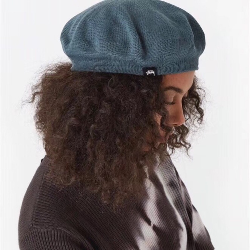 beret stussy