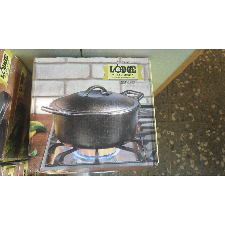 品相較差，透過開鍋養鍋即可解決。Lodge鑄鐵荷蘭鍋（4Q / 3.8公升 L 33.8×W 26.5×H 16.3）