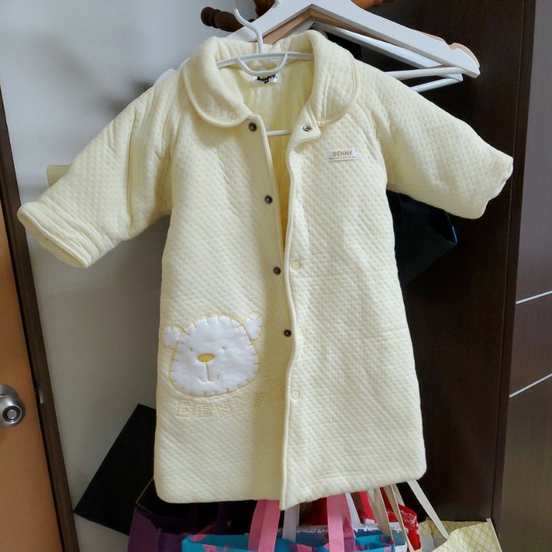 全新BENNY黃色小熊舖綿保暖黃色外套