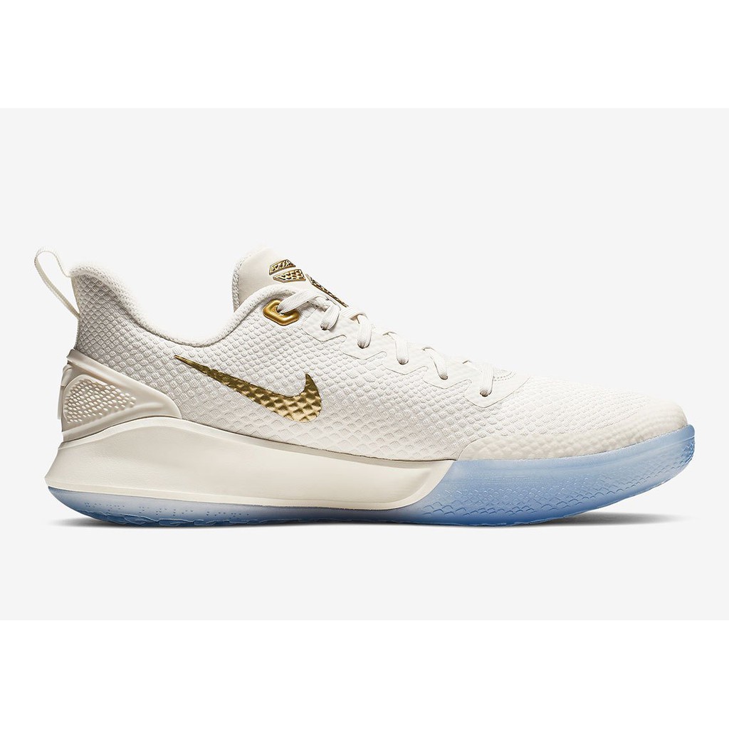 nike mamba focus volleyball