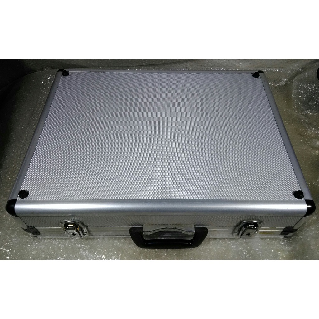 ◢ 簡便宜 ◣ 二手 鋁製 箱子 鋁箱銀色 銀色圓角鋁製工具箱 鋁合金工具箱 鋁箱 工具箱 手工具 收納箱