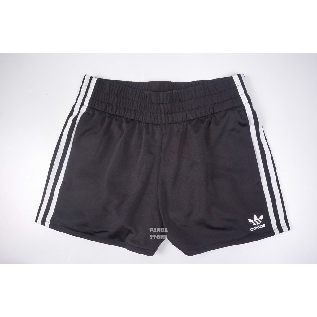 胖達）ADIDAS ORIGINALS 三葉草 三線 運動 短褲 熱褲  FM2610 黑 女