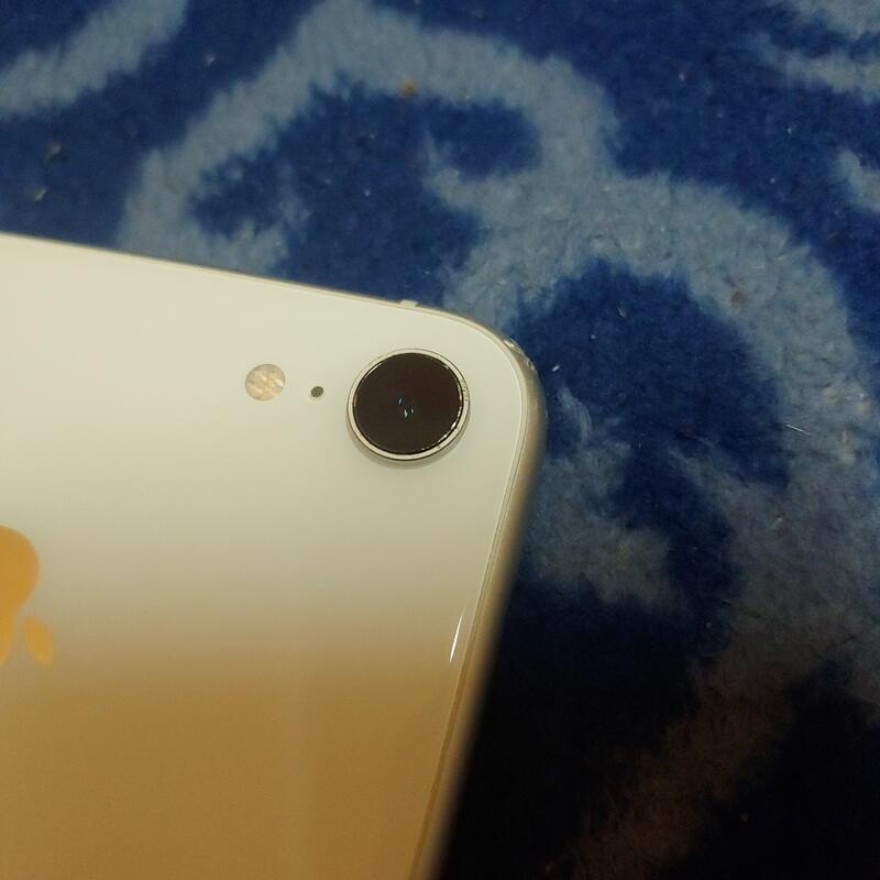Apple iPhone XR 白色 64G $4200 含運