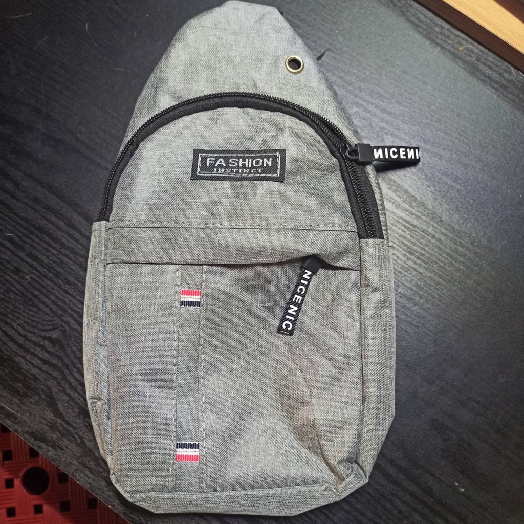 [清倉] 韓版時尚單肩包 USB充電側背包 USB充電斜背包 單肩包 側背包 包包
