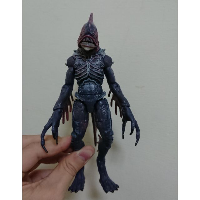 ty corkscrew pig