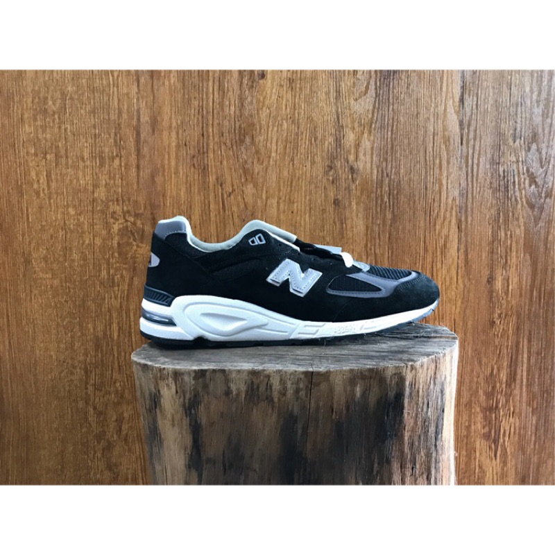 new balance 990bk2