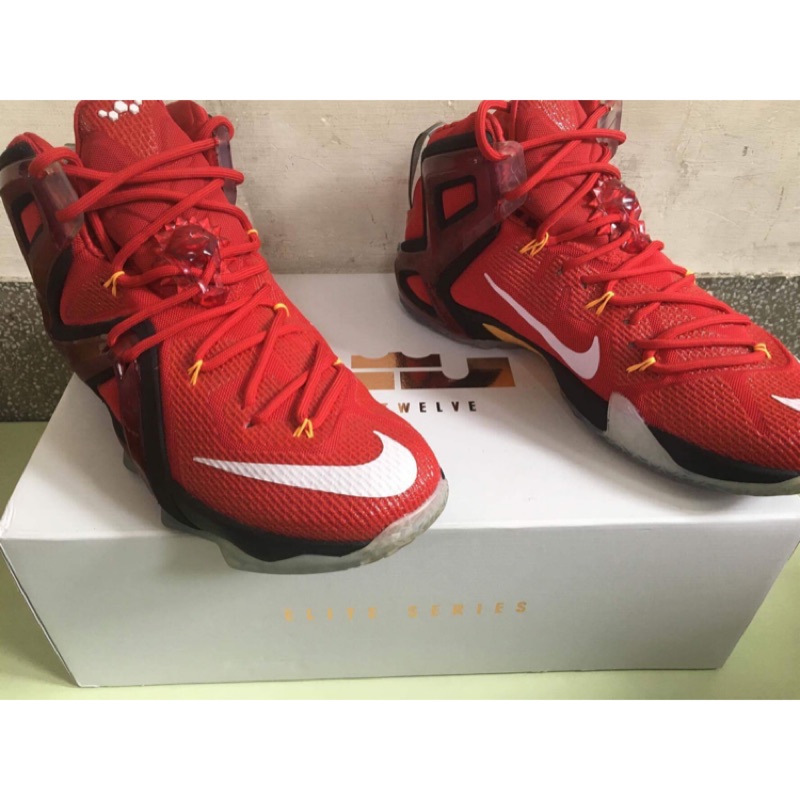 Lebron 12