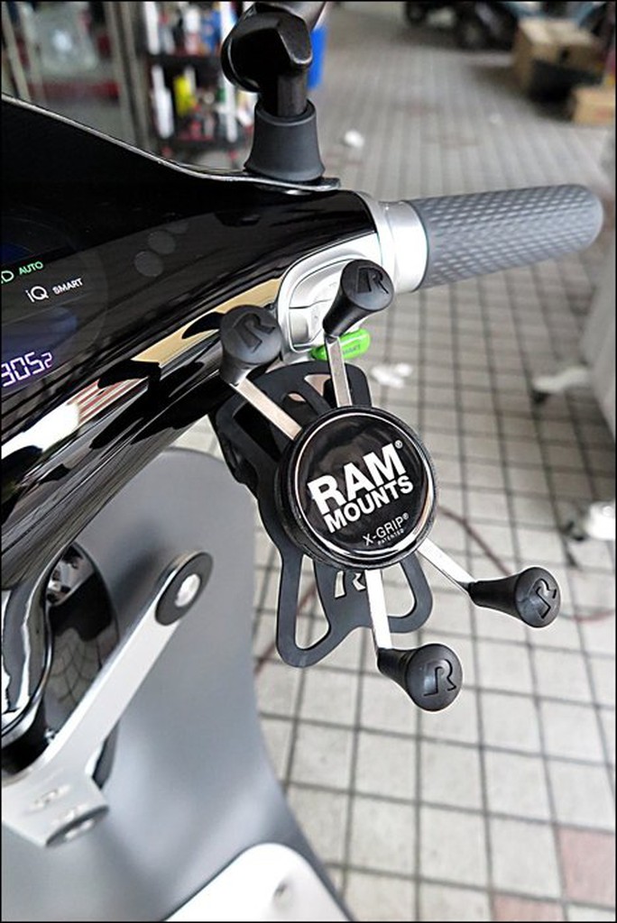【貝爾摩托車精品店】RAM 手機架 X型支架 車手下鎖孔用 M8 球座 3吋中夾 附安全防掉網