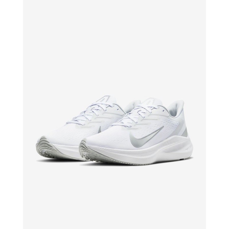 nike winflo 7 white