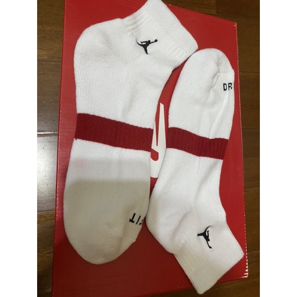 Nike Jordan Logo dri-fit中筒襪 白色