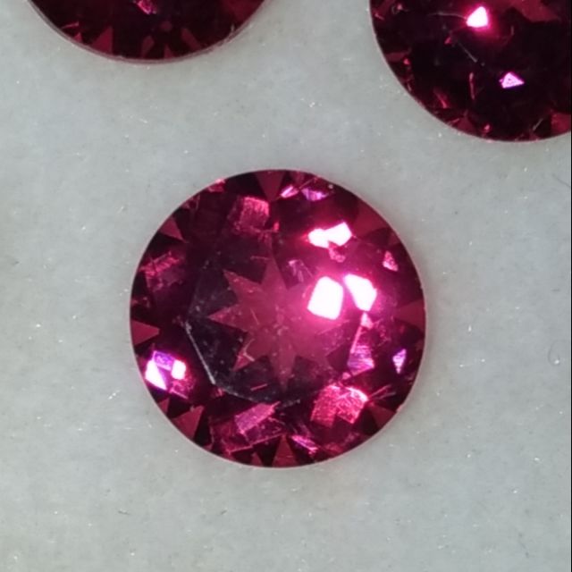 玫瑰石榴石6mm 每顆約1克拉 蝦皮購物