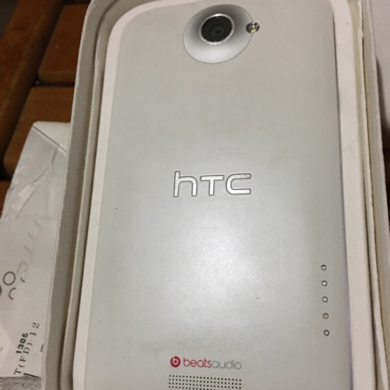二手良品螢幕無刮傷 HTC One X S720e 極速機 32G 4.7吋 四核心 功能正常