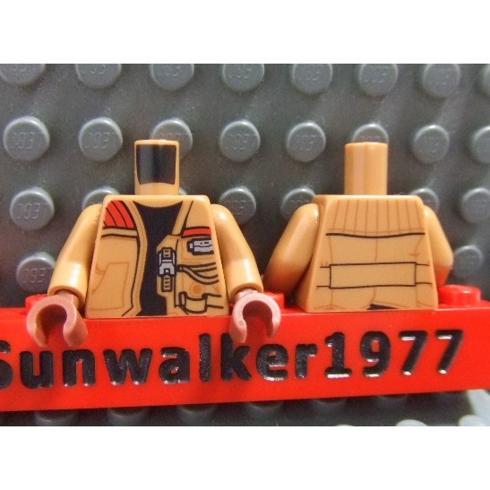 【積木2010】#084 樂高 LEGO 牛奶糖色 飛行 夾克 外套 上半身 / 星際大戰 芬恩 身體 75192