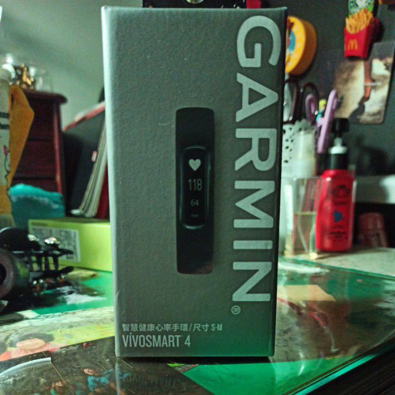 garmin vivosmart 4 智慧腕錶