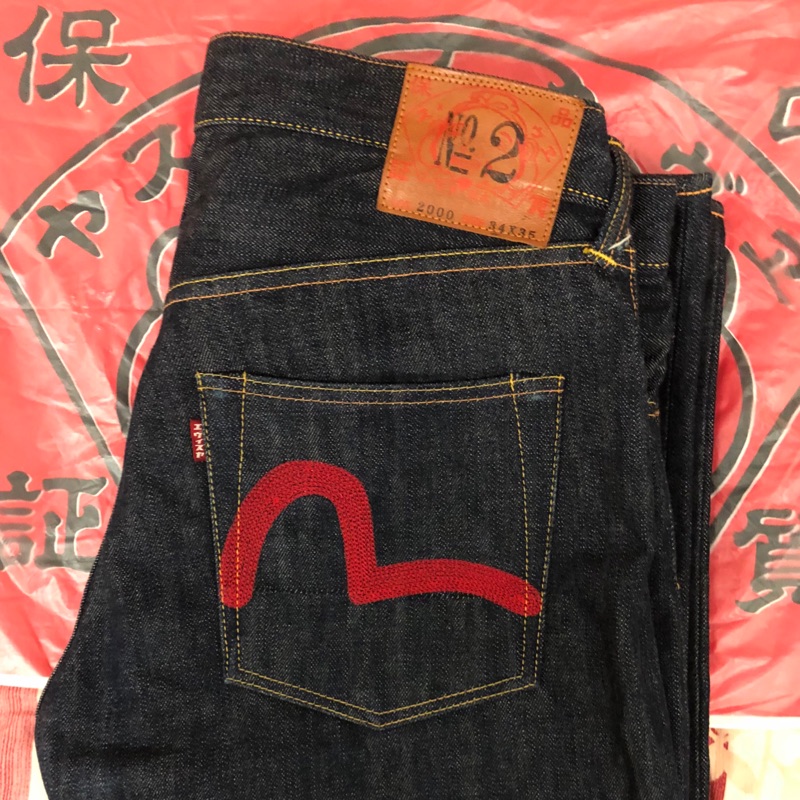 EVISU No.2 34x35 LOT2000 紅色海鷗刺繡款