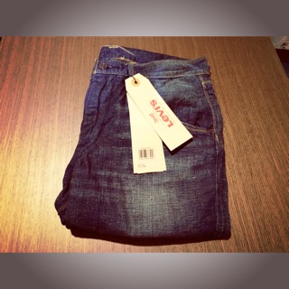 全新 Levis 511低腰窄管牛仔褲可議價