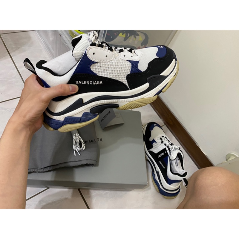 ciaga triple s