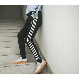 dv2572 adidas