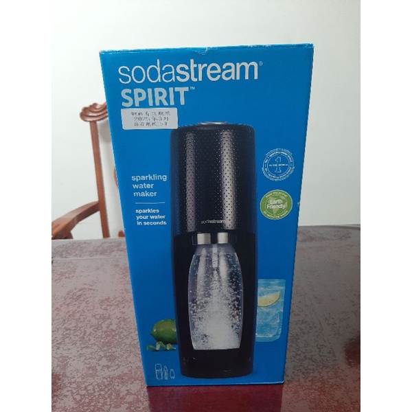 sodastream 原廠氣泡水機 二手品 鋼瓶只用過兩瓶水 便宜轉讓