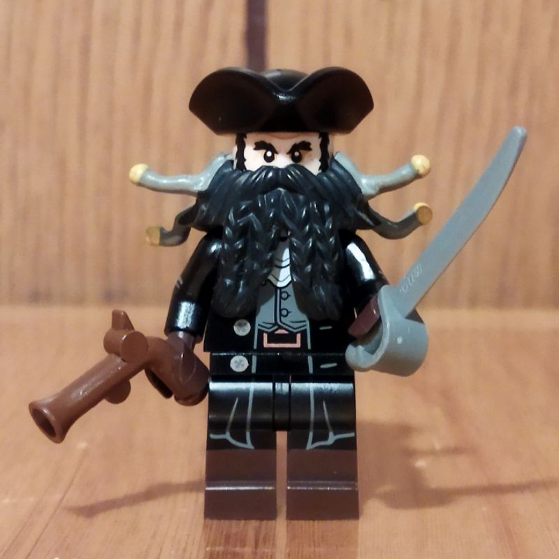 lego 黑鬍子 Blackbeard 4192/4195參考