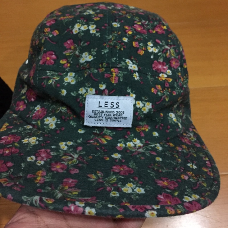 Less五分割帽