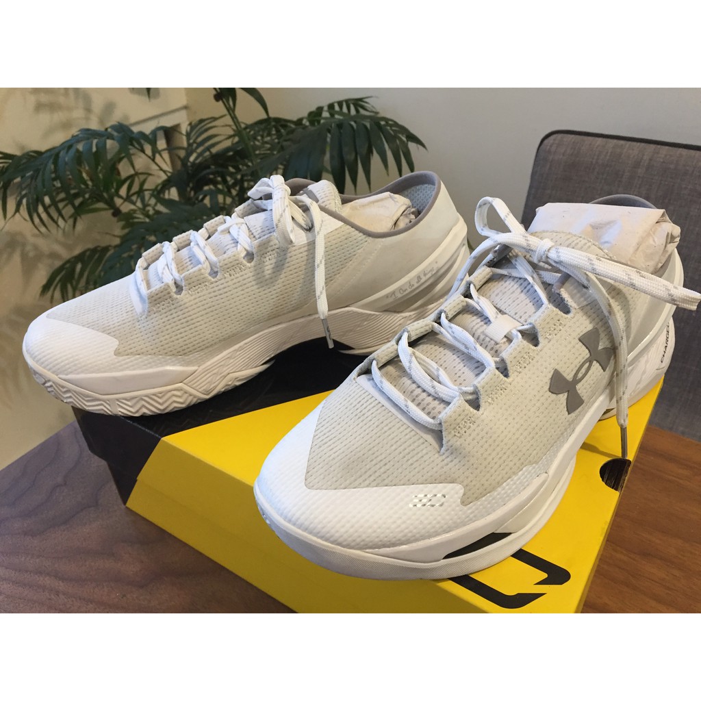 Under Armour Curry-2 Low Chef 1264001-103低筒籃球鞋 白灰色