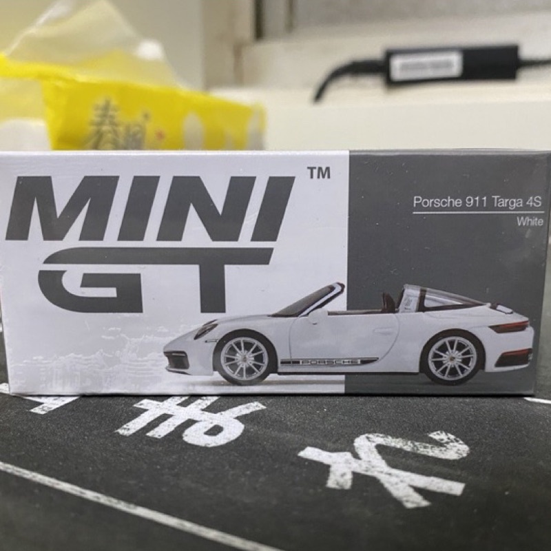 MINI GT Porsche 911 targa 4s