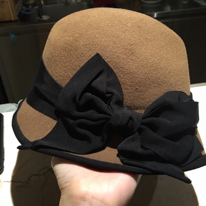 CA4LA 日本製黑色大蝴蝶結羊毛帽，二手